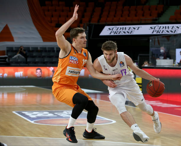 而对联盟整 而对联盟整