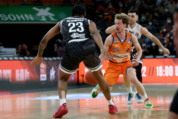 伯恩利不得 伯恩利不得